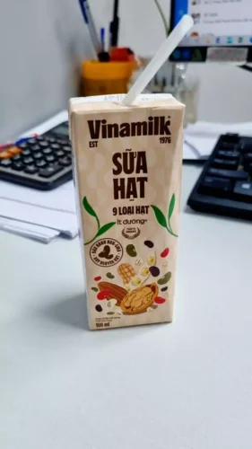 Thùng 24 hộp Sữa hạt 9 loại hạt Vinamilk ít đường - hộp 180ml photo review